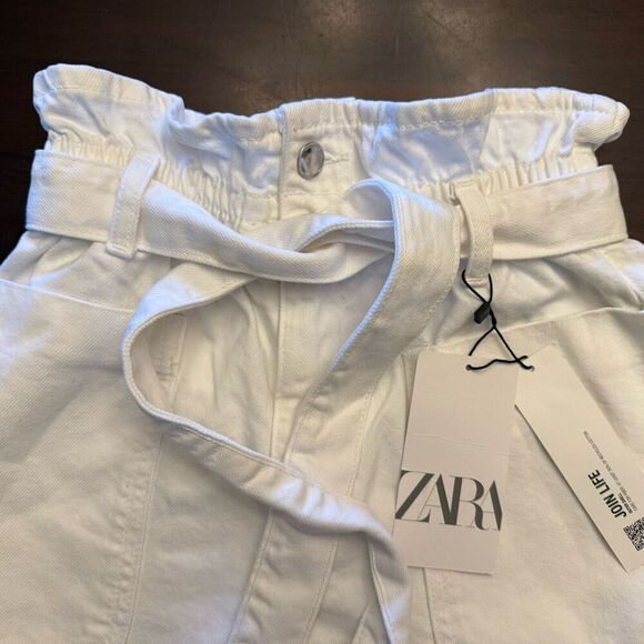 ZARA Hi Rise Rigid Paperbag Shorts White Denim Belt Size 2 Cotton Pockets Cuff - Picture 2 of 14